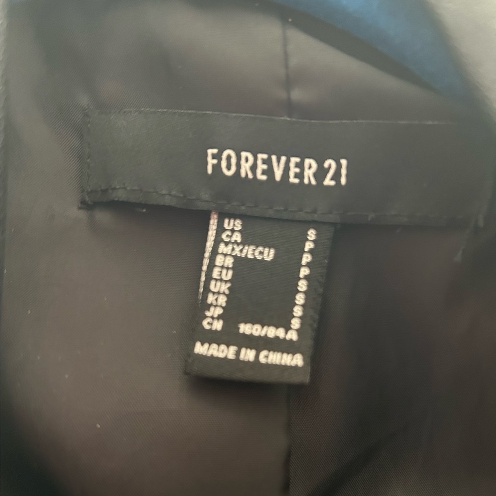 Black leather jacket - Picture 2 of 4